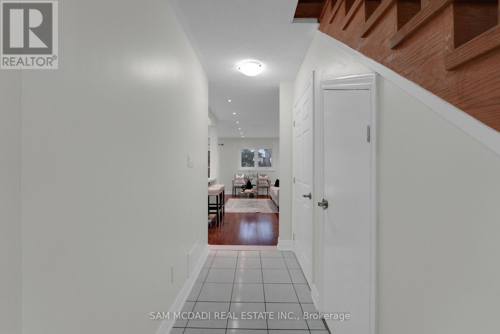 5487 Cosmic Crescent, Mississauga, Ontario  L4Z 3R8 - Photo 5 - W12682878