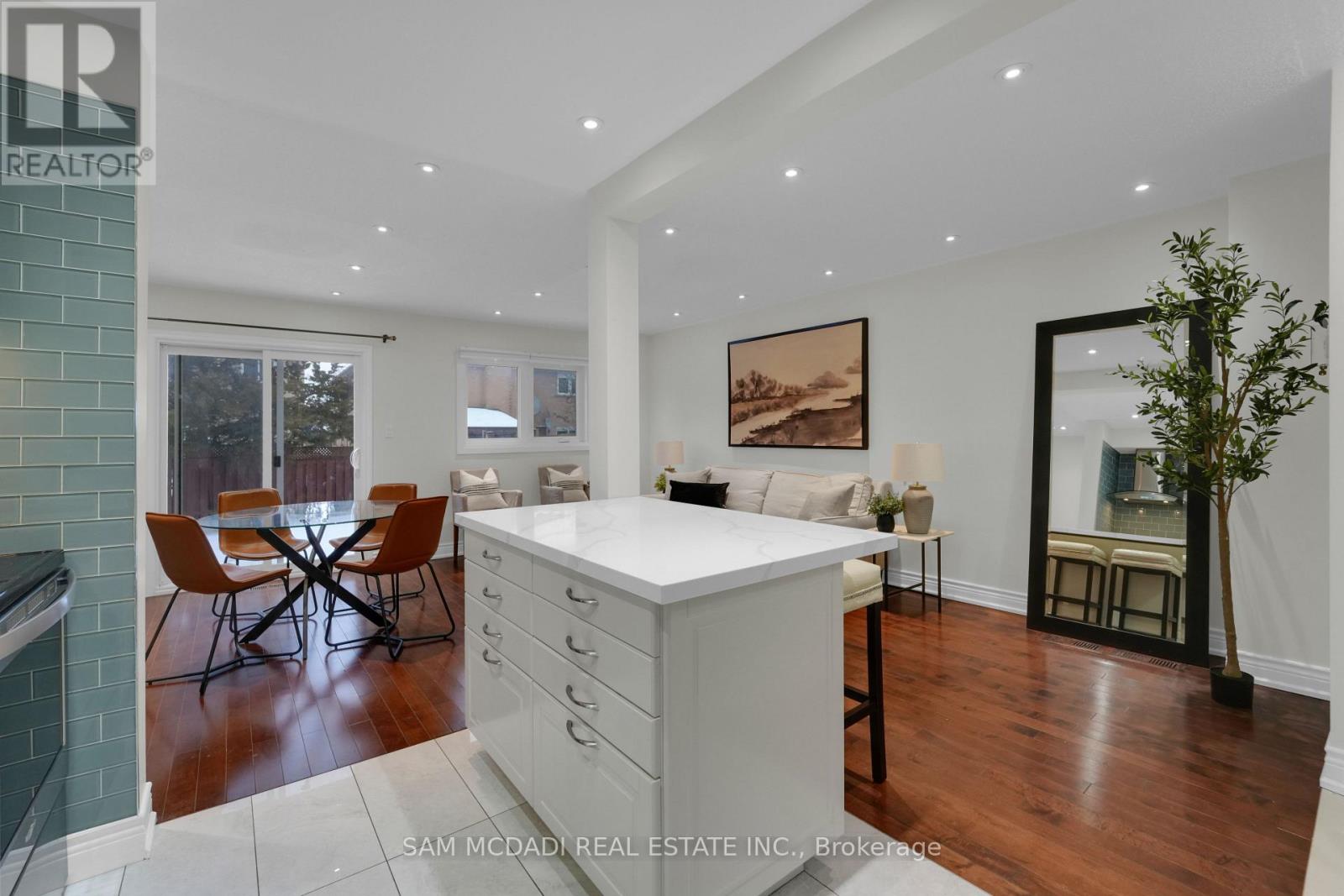 5487 Cosmic Crescent, Mississauga, Ontario  L4Z 3R8 - Photo 9 - W12682878