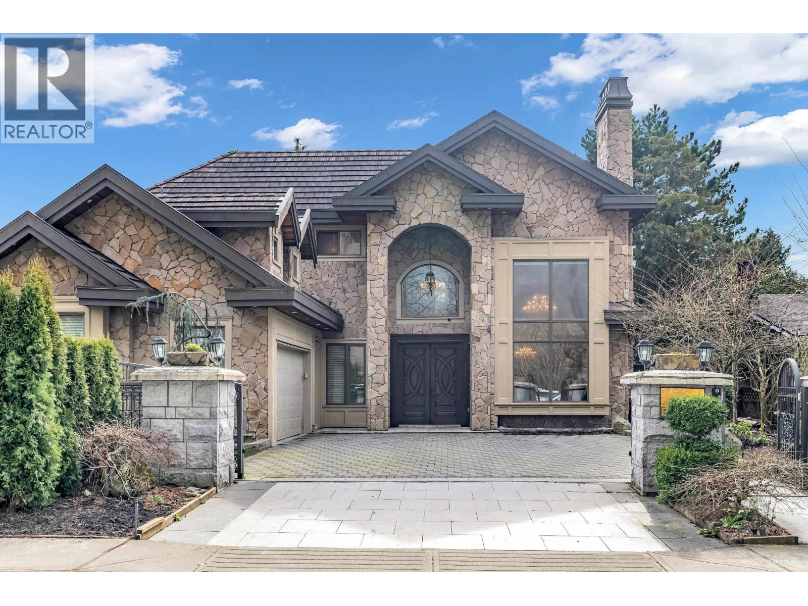 8560 RYAN ROAD, Richmond, British Columbia