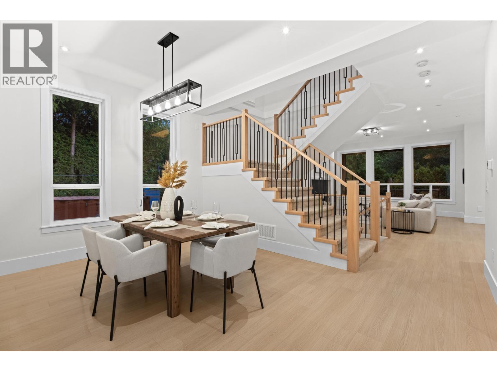 11078 243b Street, Maple Ridge, British Columbia V2W 1H5 - Photo 5 - R3077506