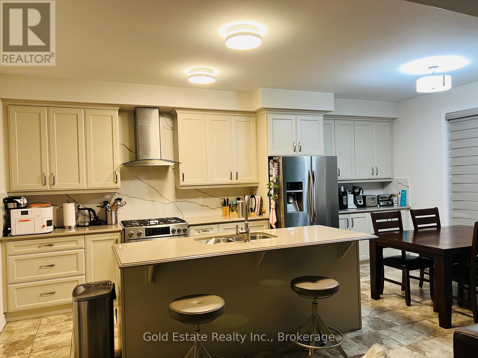 212 Spring Creek Drive, Hamilton, Ontario  L0R 2H8 - Photo 10 - X12682864