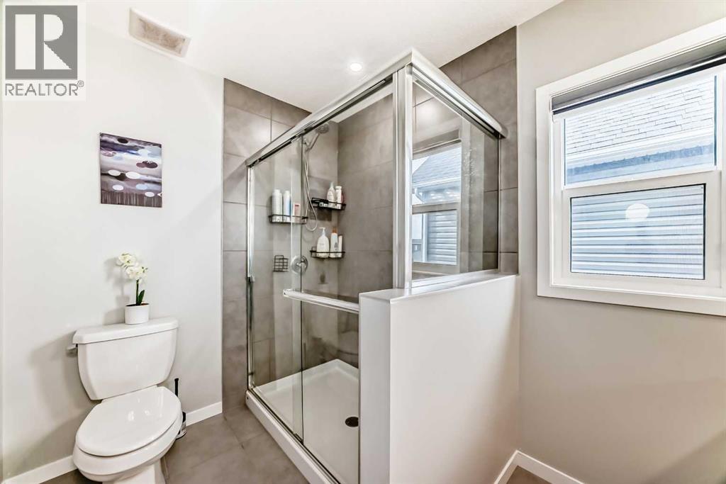 868 West Lakeview Drive, Chestermere, Alberta  T1X 1Z5 - Photo 33 - A2261148