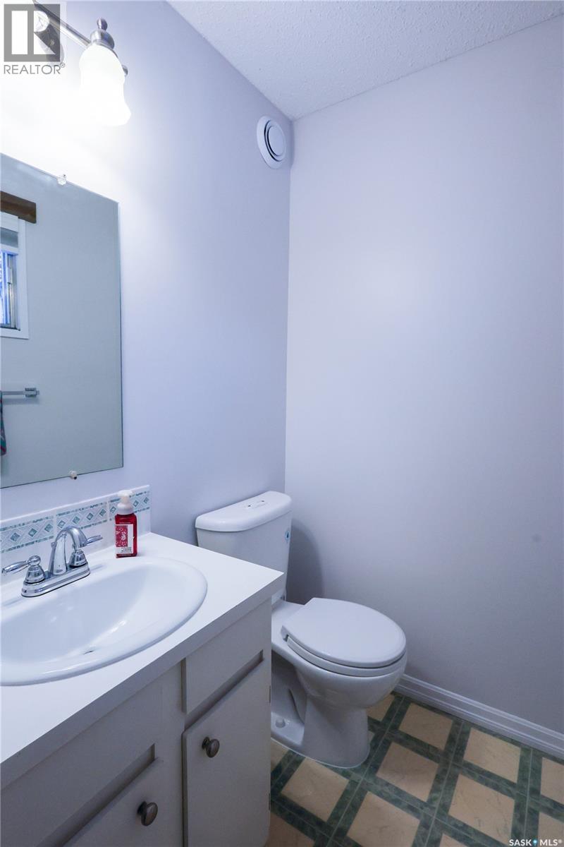 1413 Holmes Road, Prince Albert, Saskatchewan  S6V 6C5 - Photo 25 - SK026537