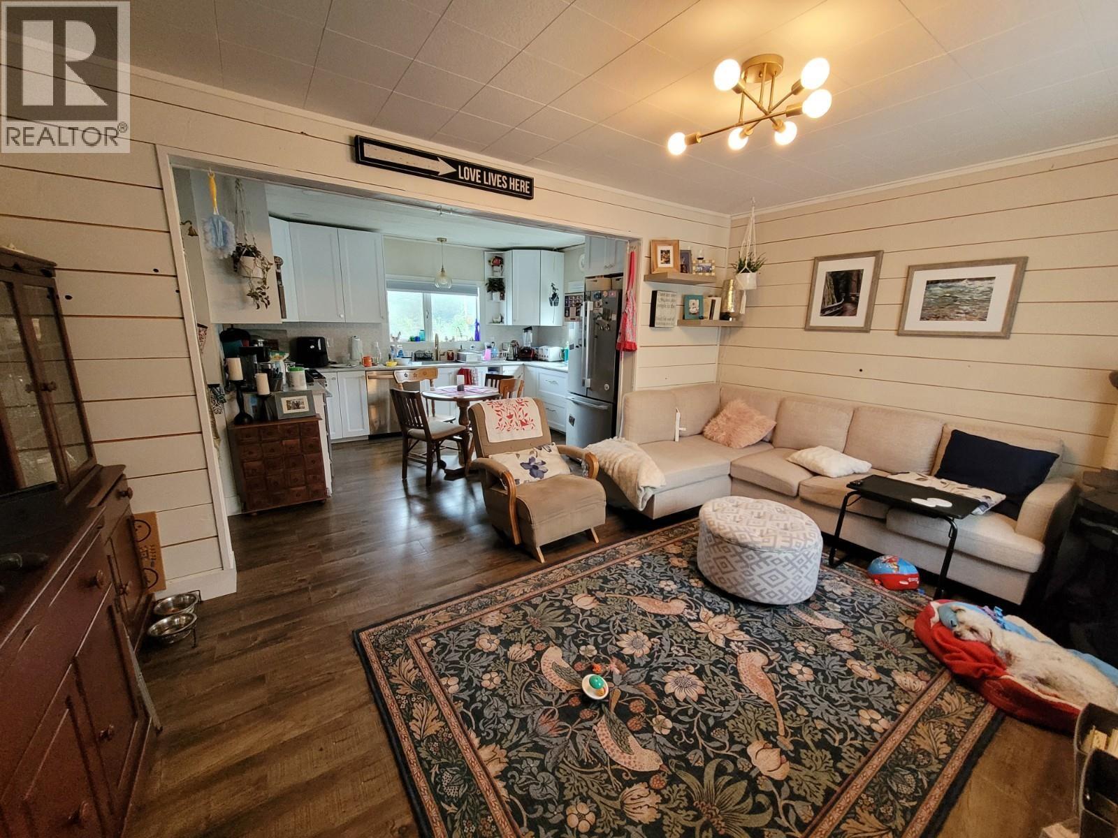 2373 REGENTS CRESCENT, Prince George, British Columbia