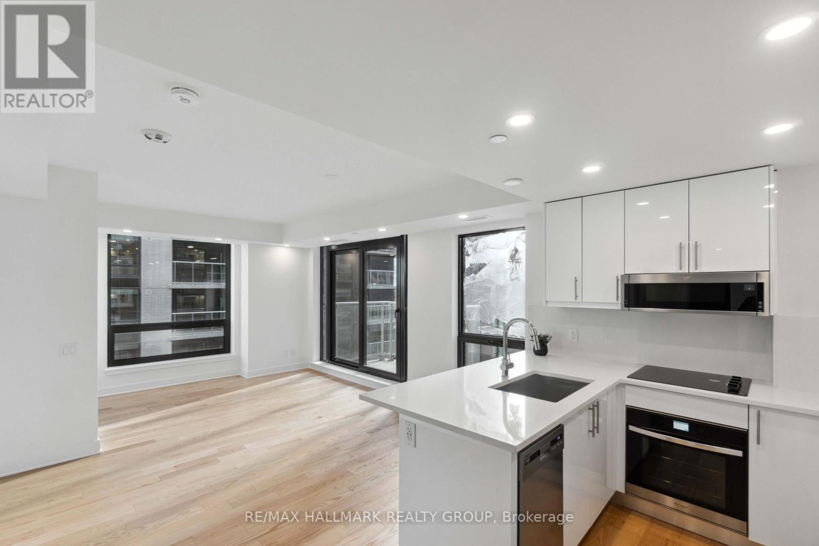 1008 - 180 George Street, Ottawa, Ontario  K1N 0G8 - Photo 17 - X12682936