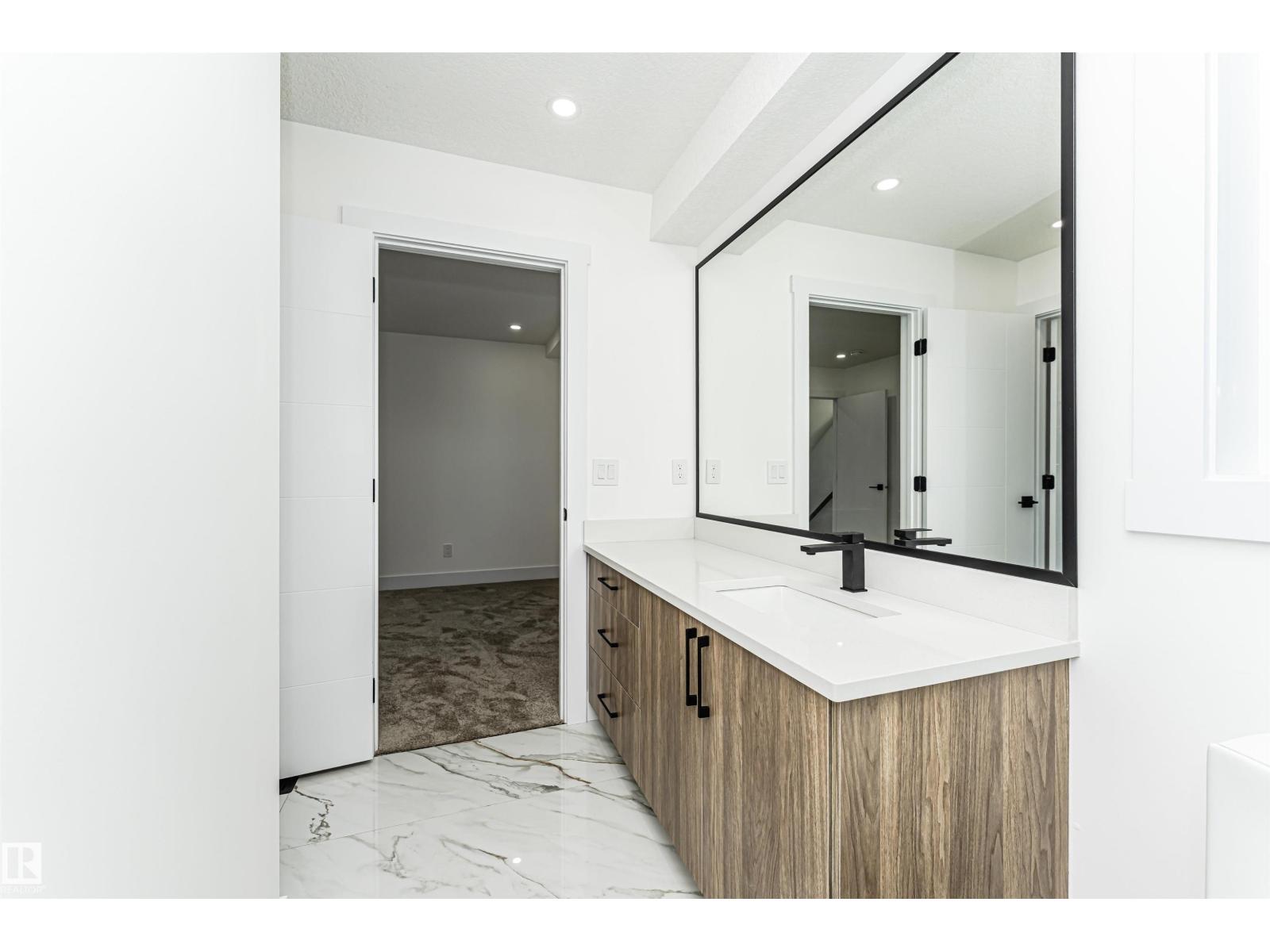 9624 86 St Nw, Edmonton, Alberta T6C 3E9 - Photo 42 - E4469638