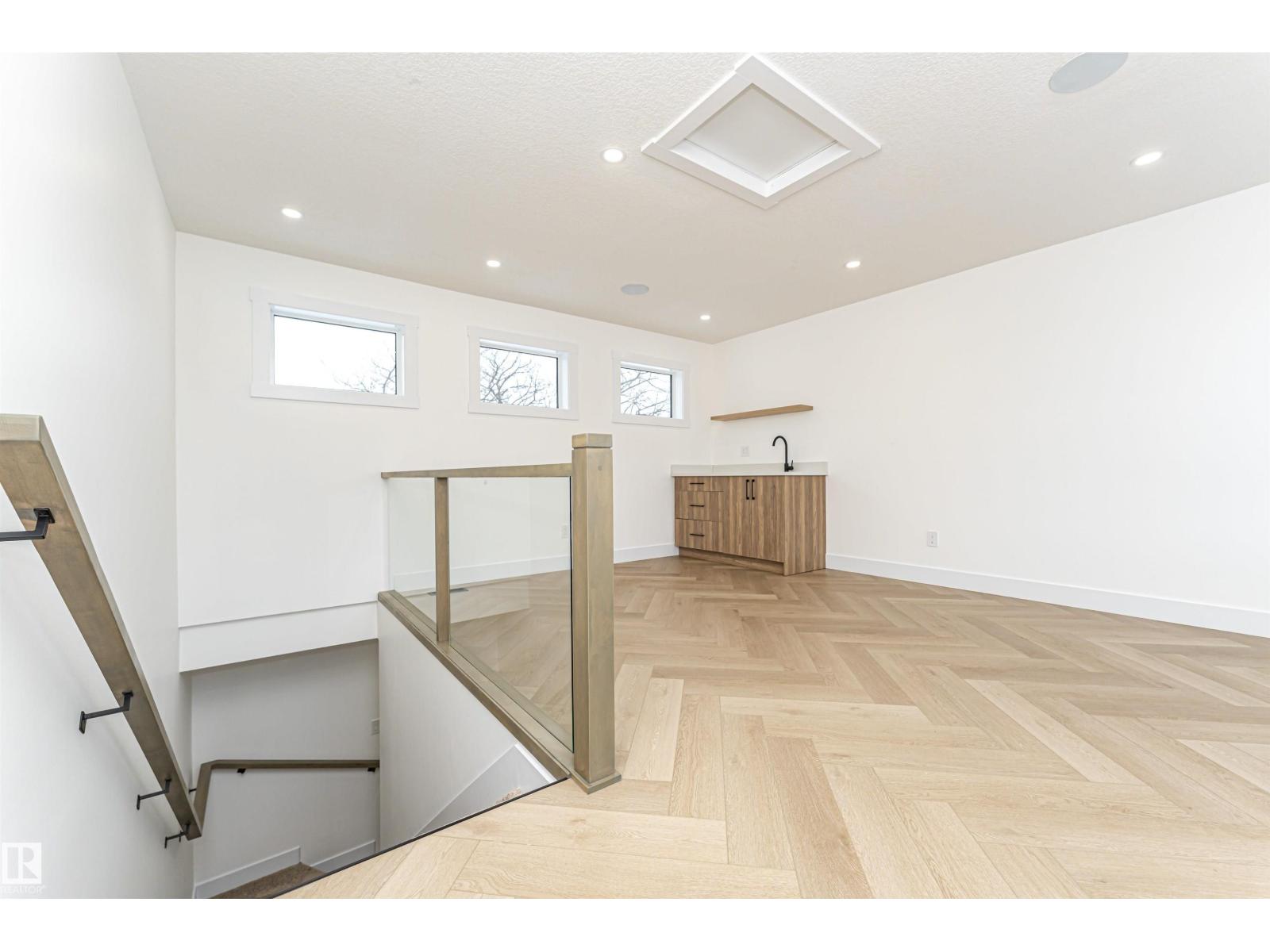 9624 86 St Nw, Edmonton, Alberta T6C 3E9 - Photo 44 - E4469638