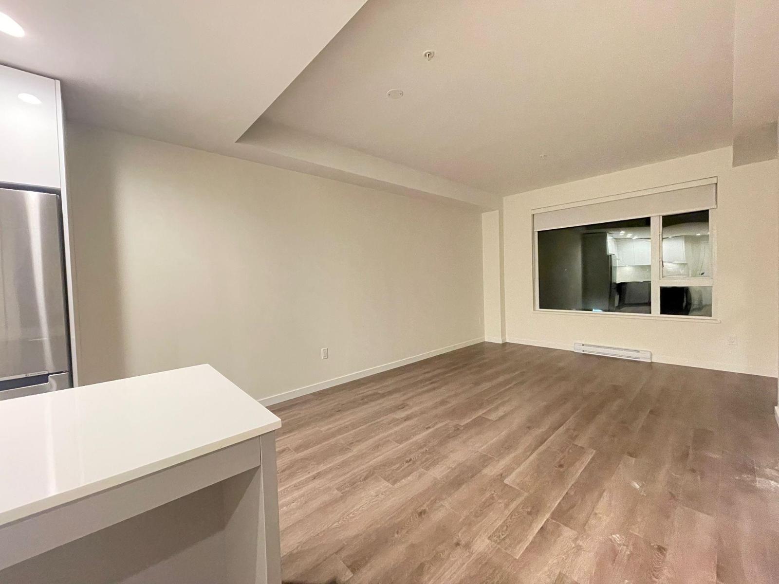 306 14257 103a Avenue, Surrey, British Columbia  V3T 1T1 - Photo 3 - R3068203