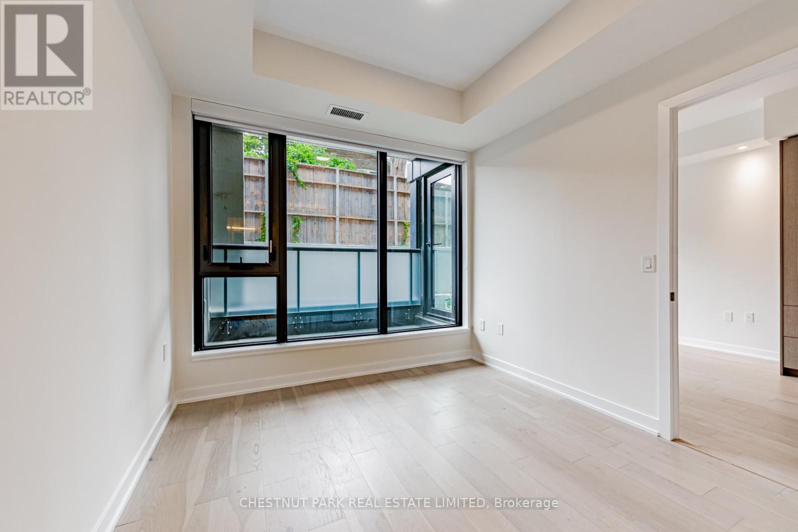 203 - 840 St Clair Avenue W, Toronto, Ontario  M6C 0A4 - Photo 9 - C12682898