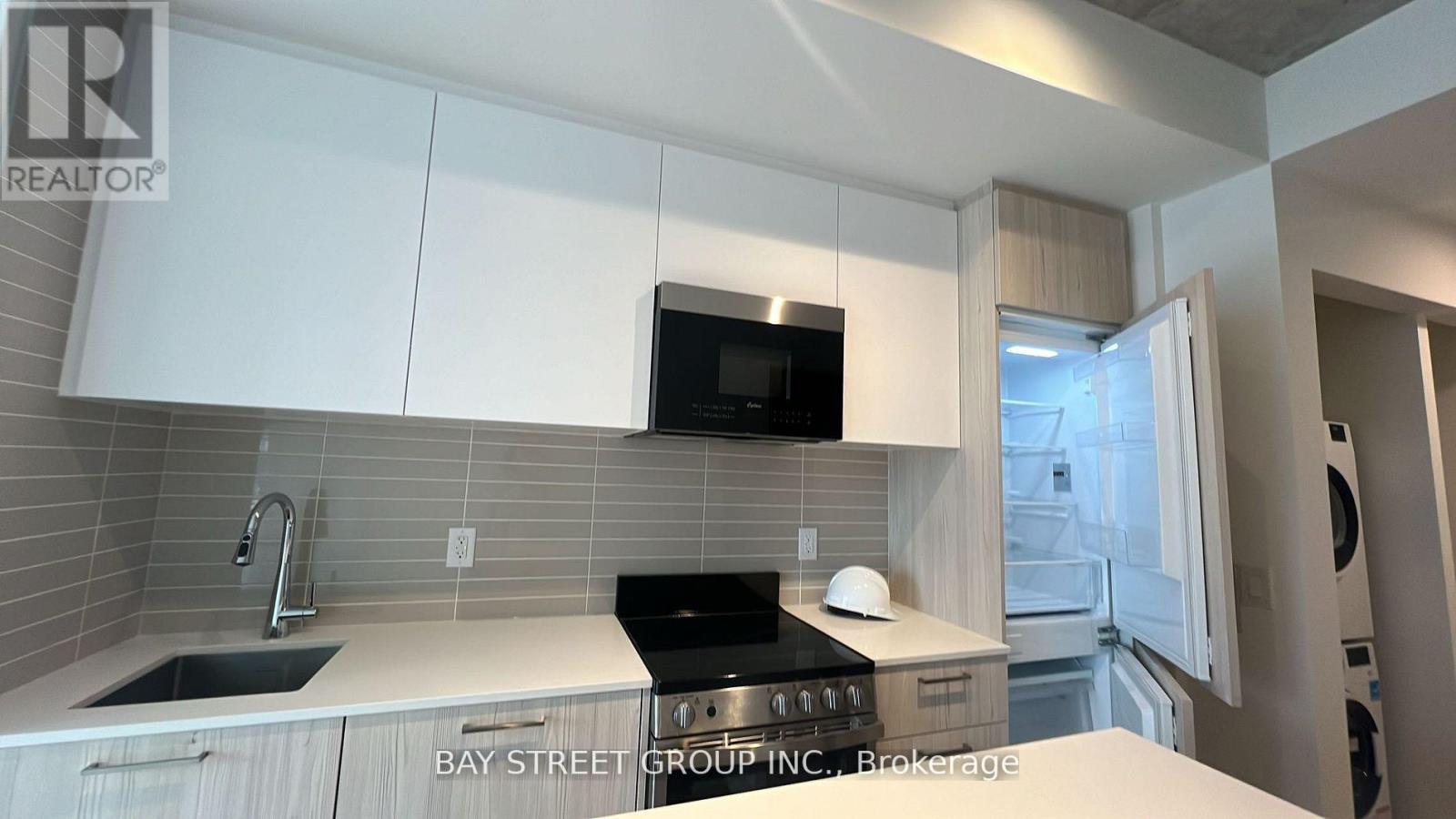 2502 - 65 Mutual Street, Toronto, Ontario  M5B 2A9 - Photo 11 - C12682900