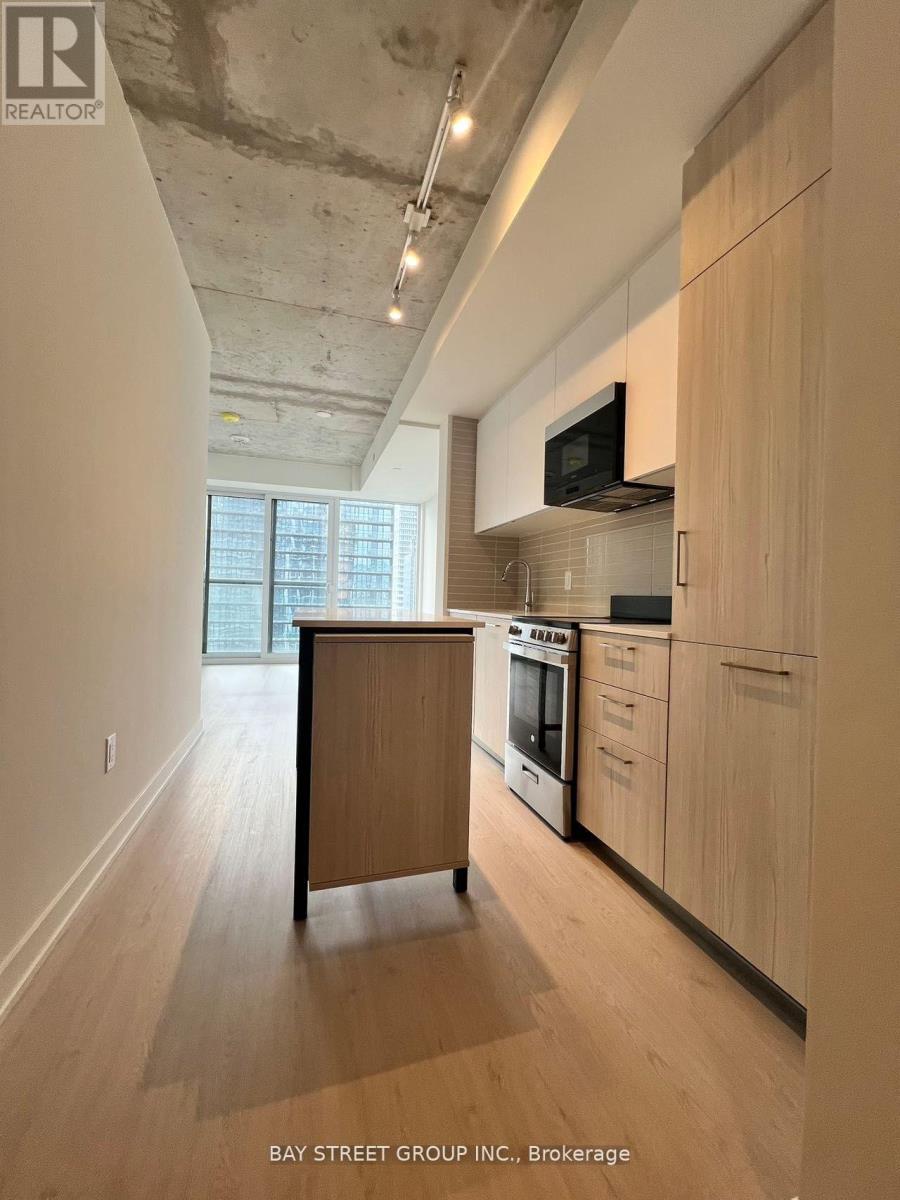 2502 - 65 Mutual Street, Toronto, Ontario  M5B 2A9 - Photo 2 - C12682900