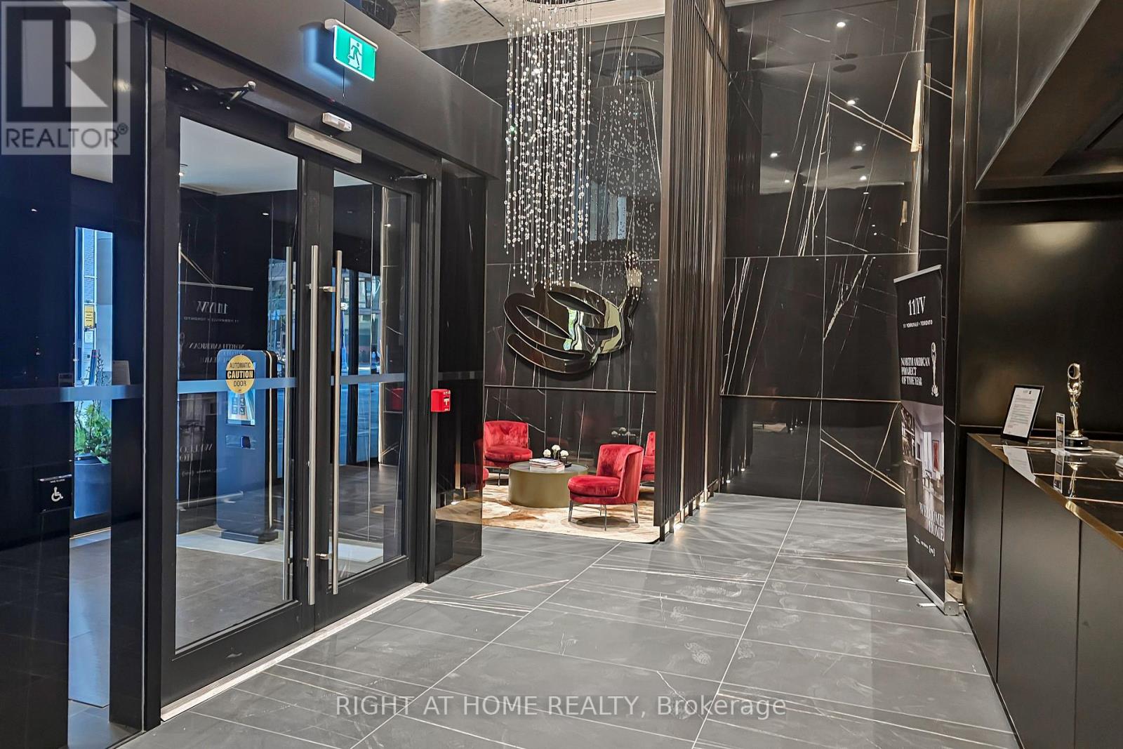 1205 - 11 Yorkville Avenue, Toronto, Ontario  M4W 0B7 - Photo 29 - C12682950