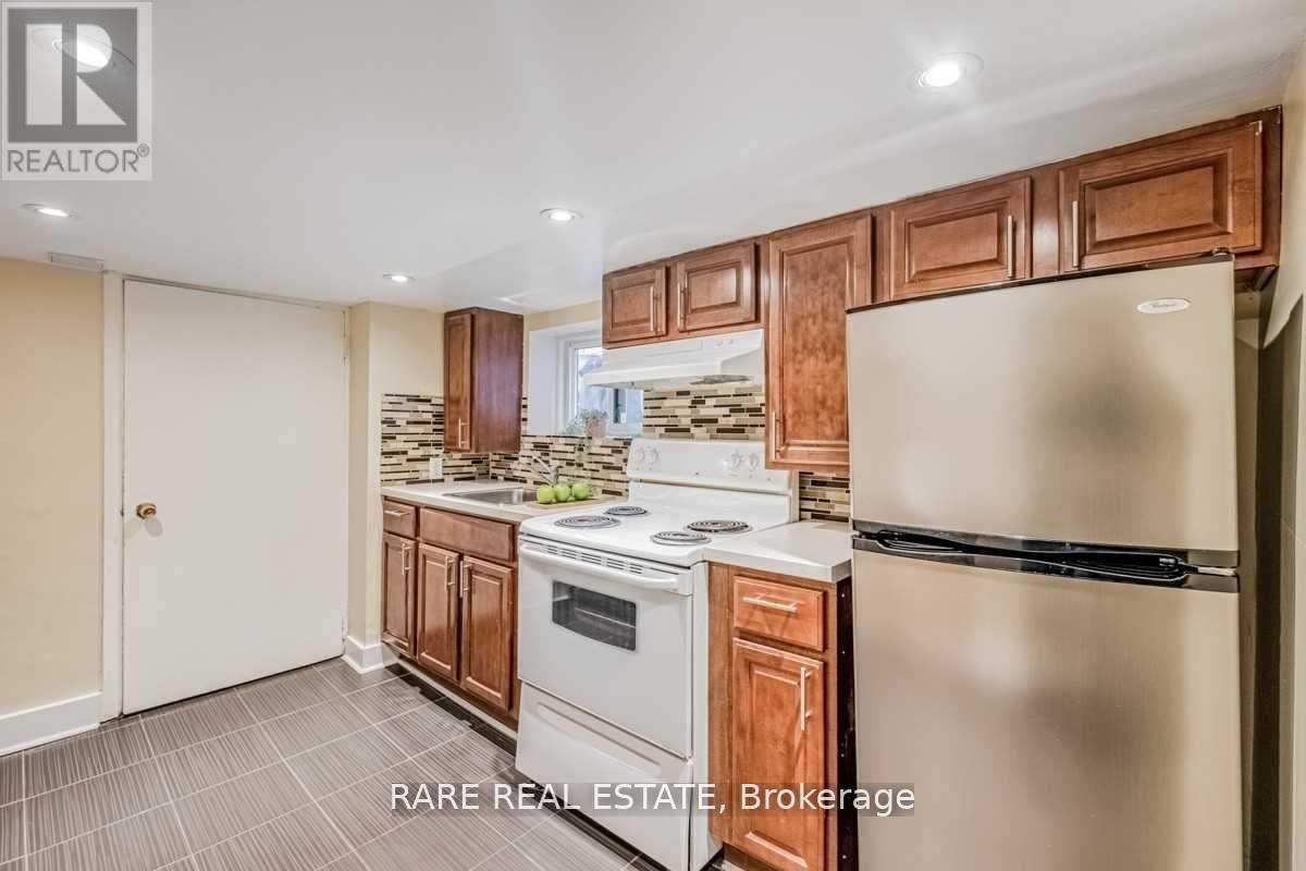 1993 Dufferin Street, Toronto, Ontario  M6E 3P9 - Photo 5 - C12682960