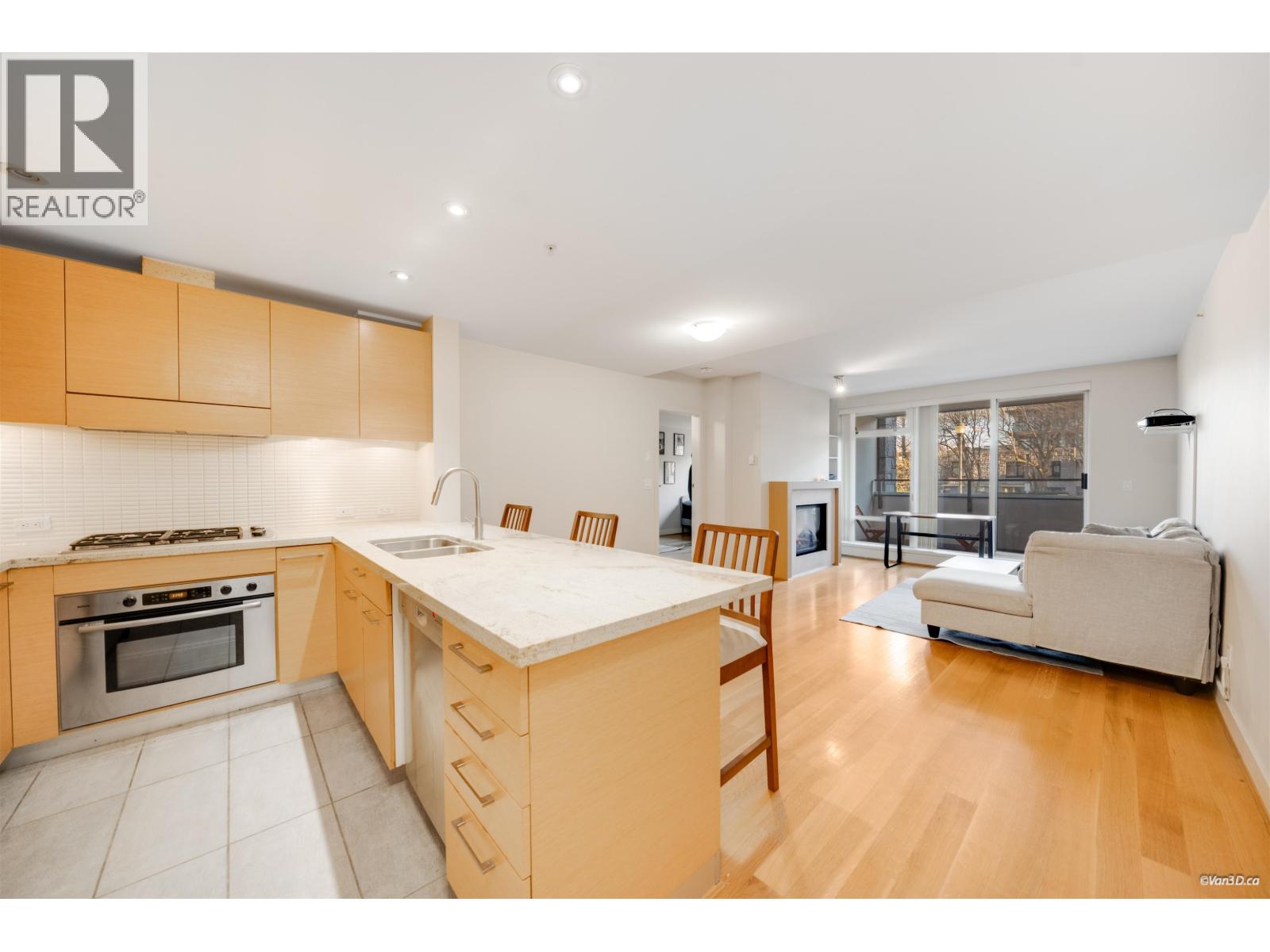 107 6015 Iona Drive, Vancouver, British Columbia V6T 2J4 - Photo 7 - R3077909