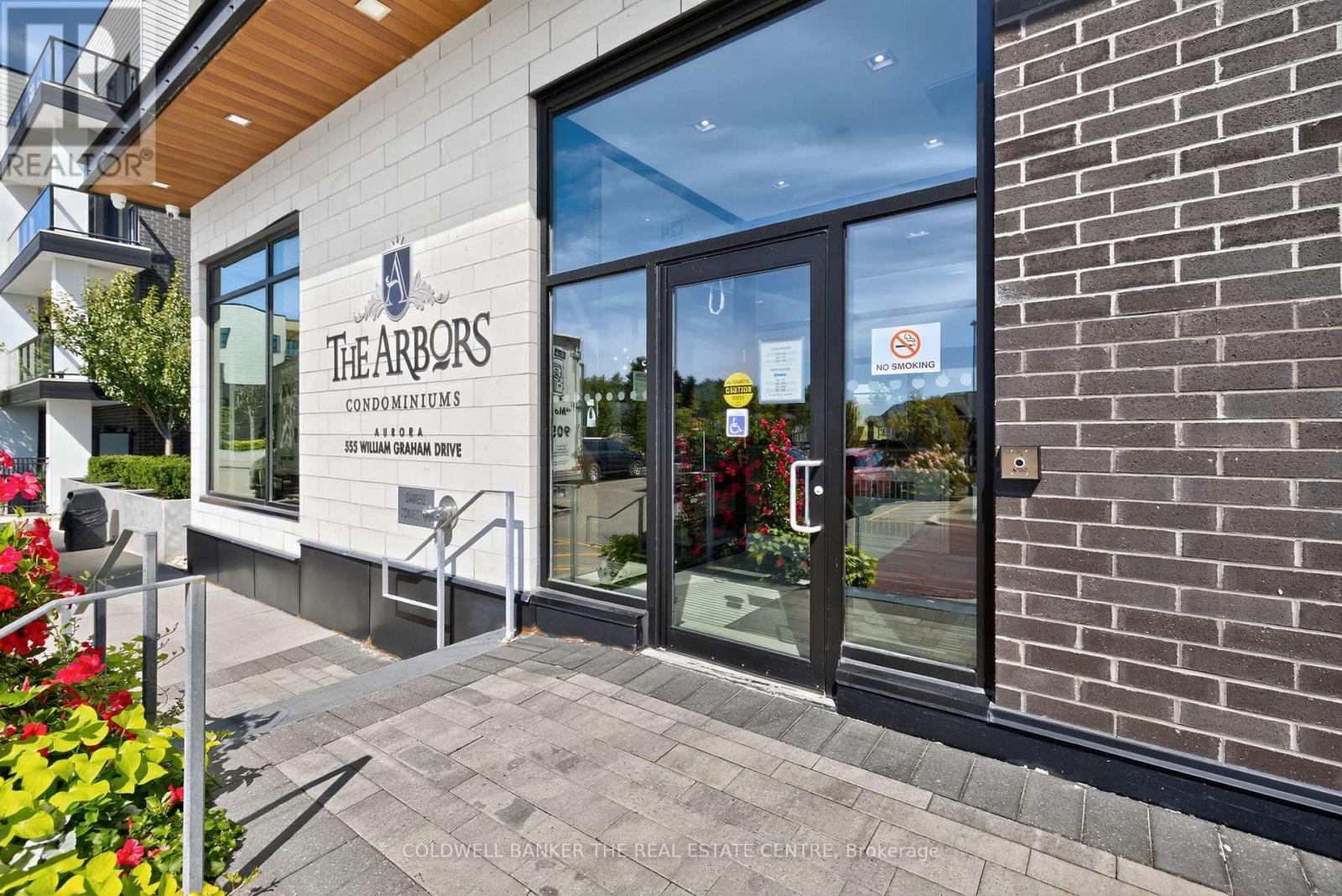 351 - 555 WILLIAM GRAHAM DRIVE, Aurora, Ontario