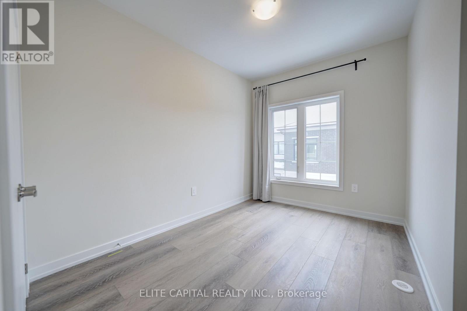 51 Peace Lane, Richmond Hill, Ontario  L4B 0J4 - Photo 12 - N12682914