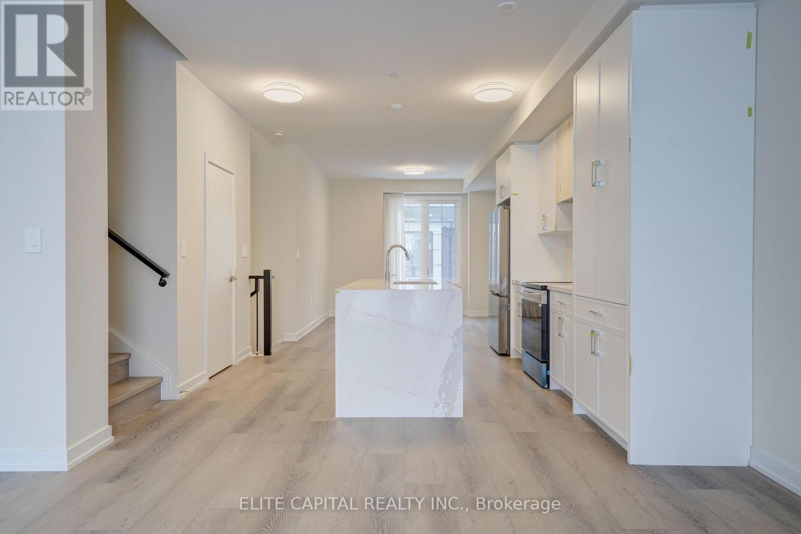 51 Peace Lane, Richmond Hill, Ontario  L4B 0J4 - Photo 8 - N12682914