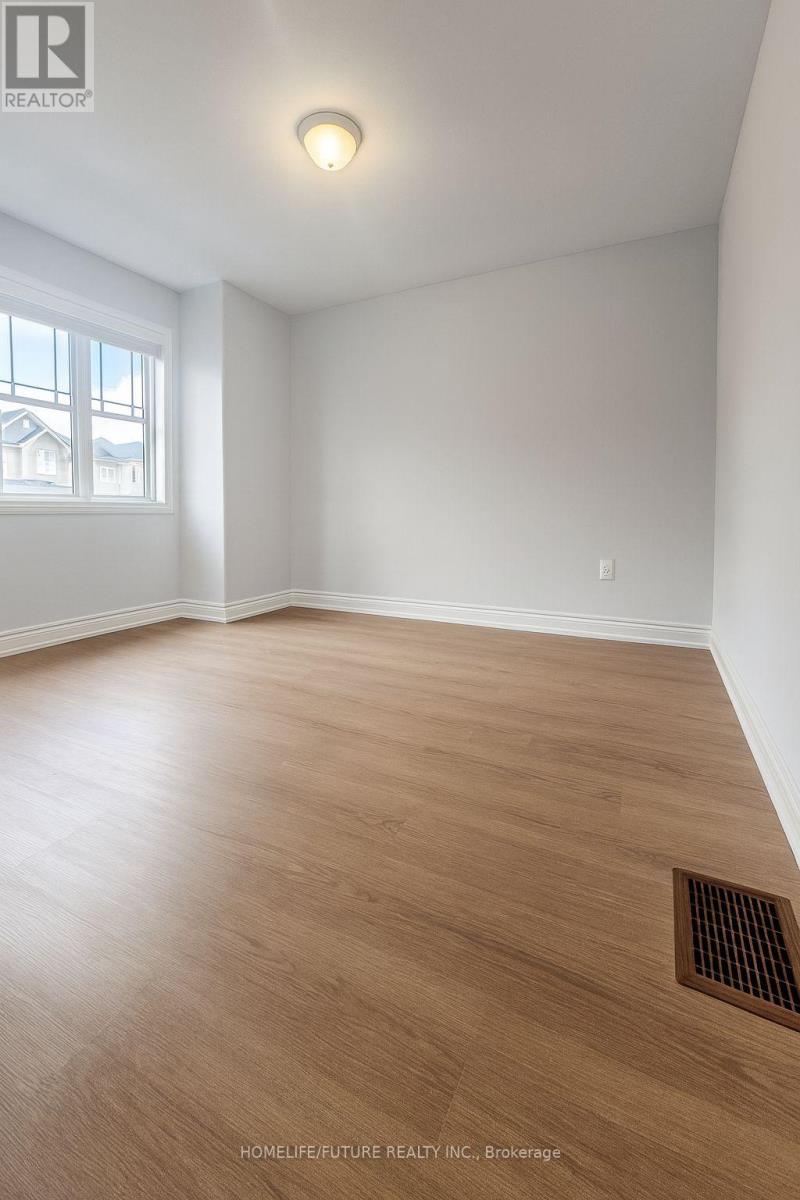 3091 Monarch Drive, Orillia, Ontario  L3V 8K3 - Photo 7 - S12682938