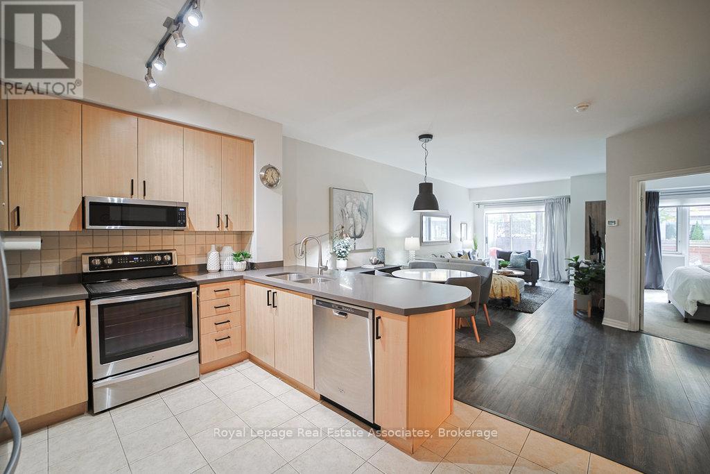 107 - 80 Port Street E, Mississauga, Ontario  L5G 4V6 - Photo 5 - W12483336