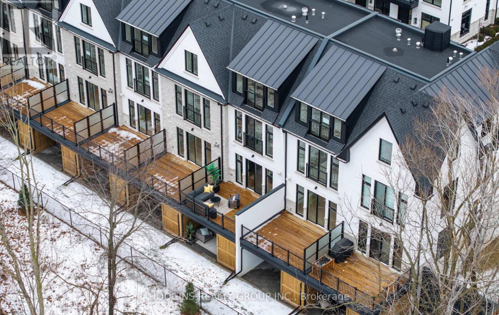 4 - 1136 Mona Road, Mississauga, Ontario  L5G 0C8 - Photo 4 - W12682858