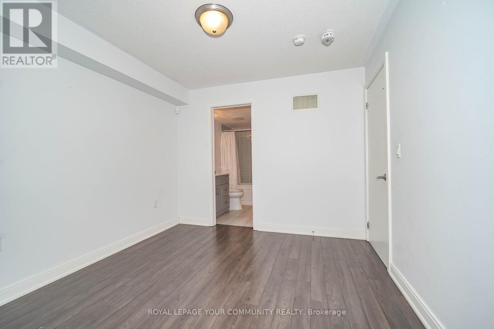 41 - 100 Dufay Road N, Brampton, Ontario  L7A 4S3 - Photo 8 - W12682924