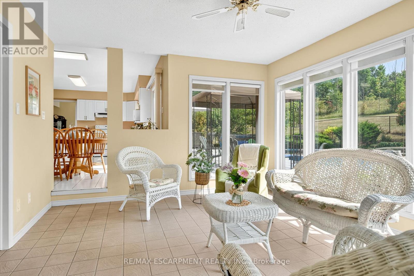 22 Weneil Drive, Hamilton, Ontario  L8B 0Z6 - Photo 21 - X12682928