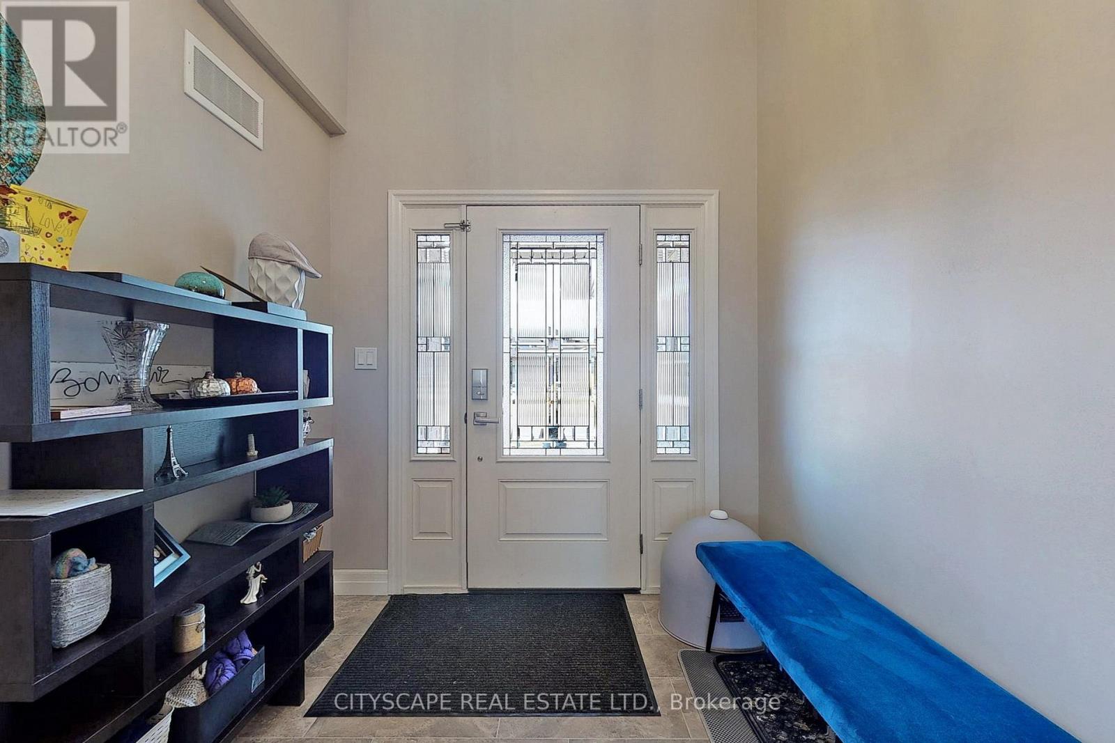 52 Crews Crescent, Quinte West, Ontario  K8V 0G3 - Photo 10 - X12682930