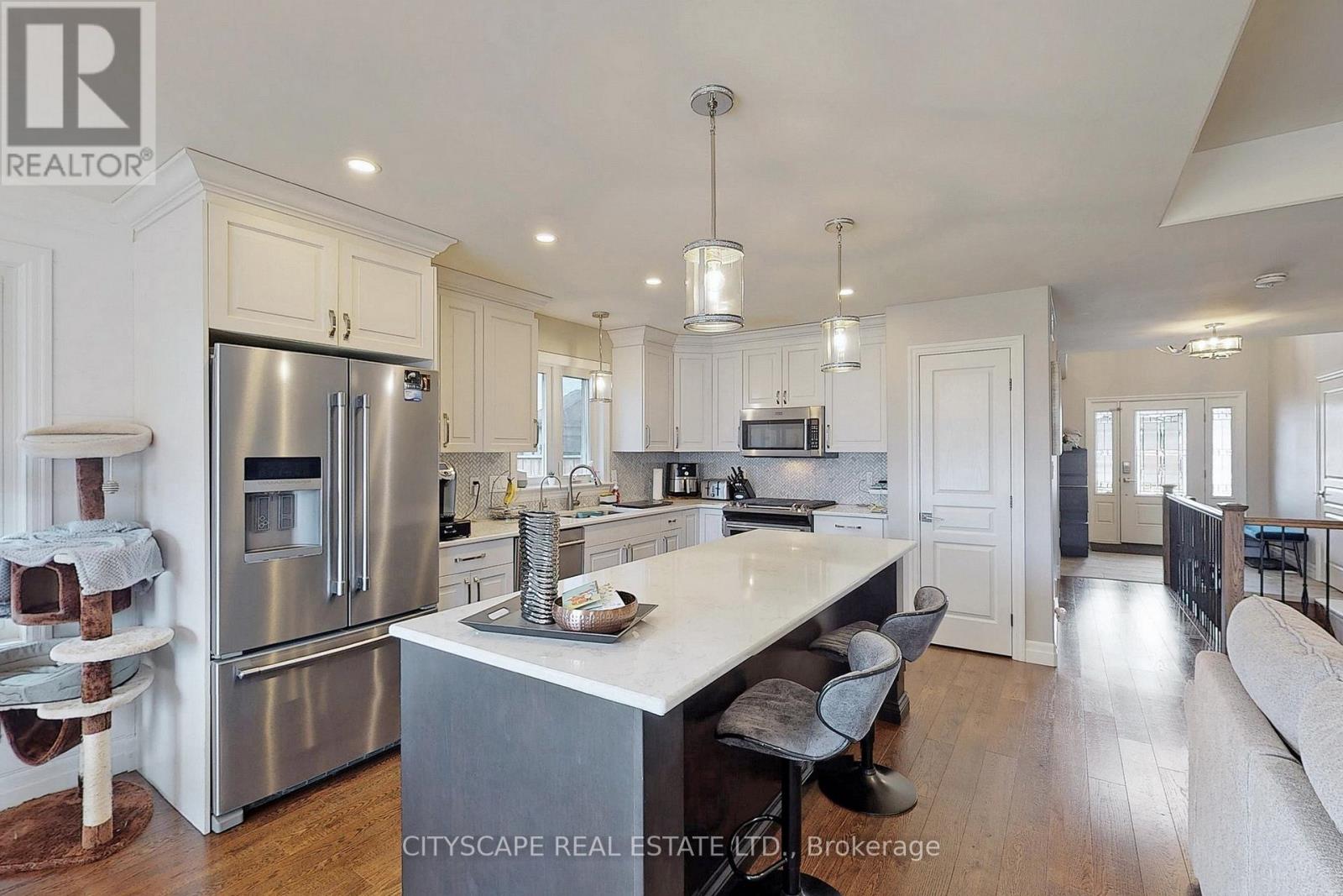 52 Crews Crescent, Quinte West, Ontario  K8V 0G3 - Photo 6 - X12682930