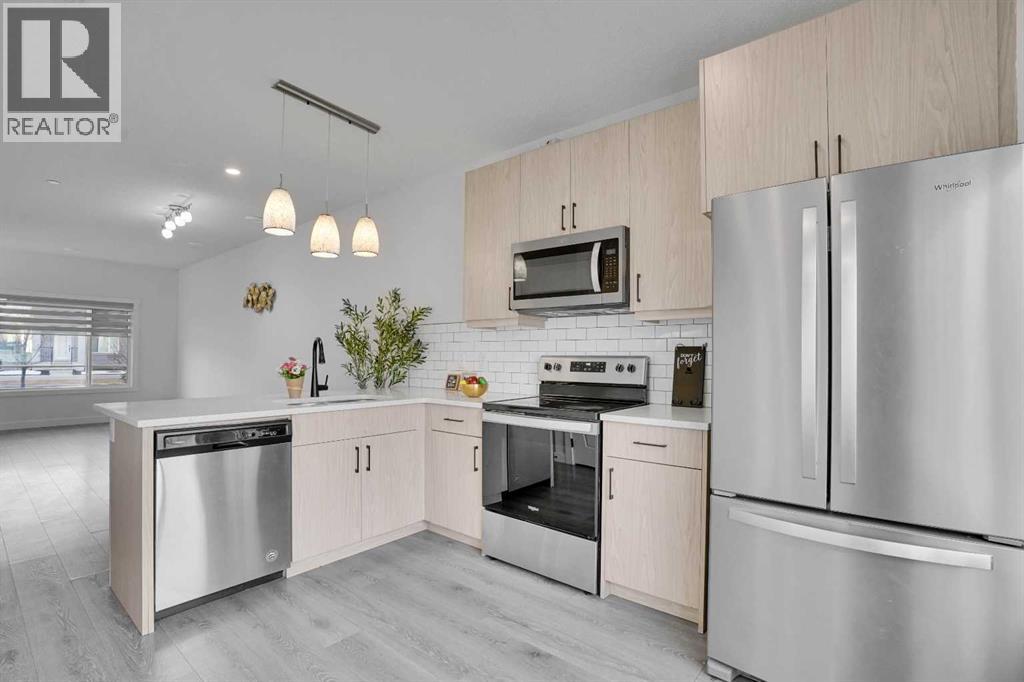 131 Lucas Boulevard, Calgary, Alberta  T3P 1H9 - Photo 11 - A2277801