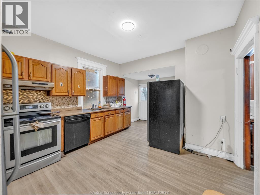 780 Dougall, Windsor, Ontario  N9A 4P8 - Photo 14 - 26000654