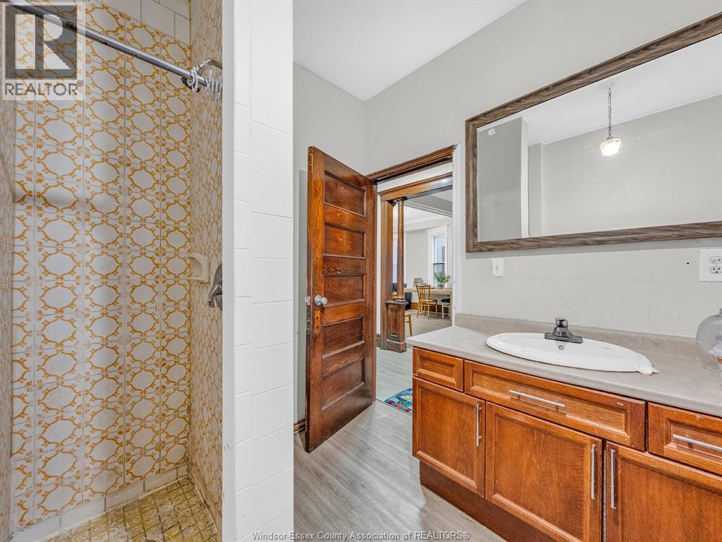 780 Dougall, Windsor, Ontario  N9A 4P8 - Photo 28 - 26000654