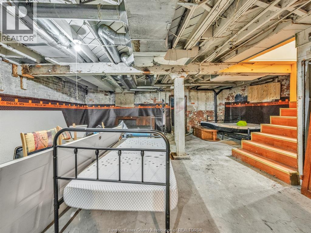 780 Dougall, Windsor, Ontario  N9A 4P8 - Photo 33 - 26000654