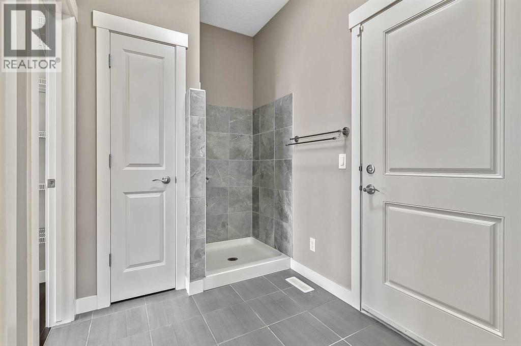 90 Mount Rae Heights, Okotoks, Alberta  T1S 0P1 - Photo 19 - A2274747