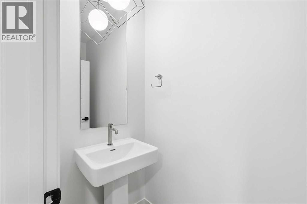 72 Calhoun Rise Ne, Calgary, Alberta  T3P 2P5 - Photo 32 - A2275890