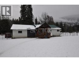 4085 Passmore Upper Road, winlaw, British Columbia