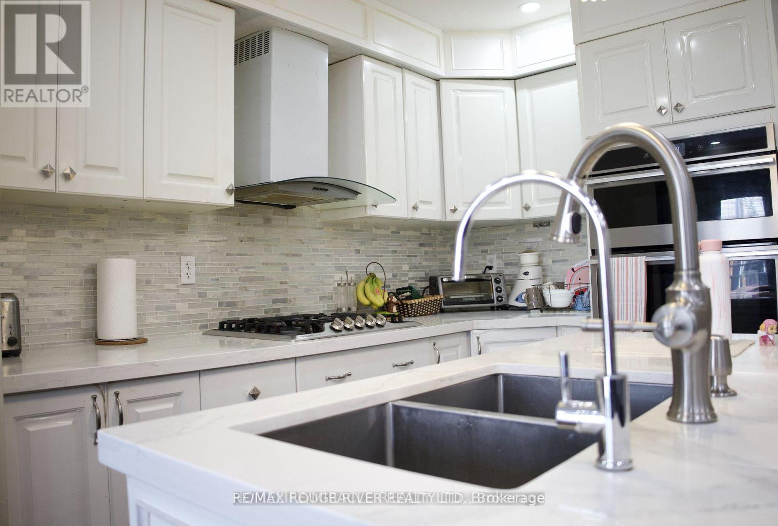 Main - 45 Shenandoah Drive, Whitby, Ontario  L1P 1T4 - Photo 8 - E12662358