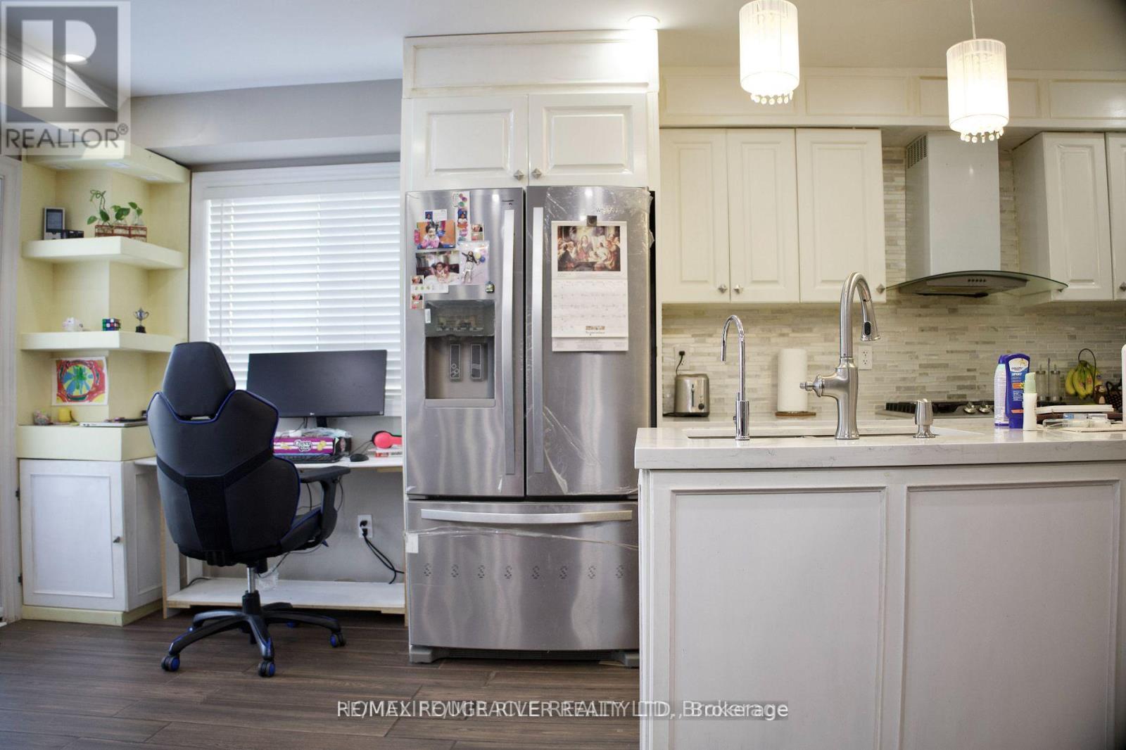 Main - 45 Shenandoah Drive, Whitby, Ontario  L1P 1T4 - Photo 9 - E12662358