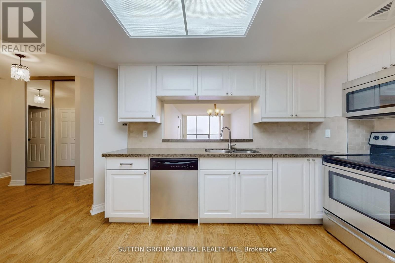 1107 - 7601 Bathurst Street, Vaughan, Ontario  L4J 4H5 - Photo 11 - N12682894