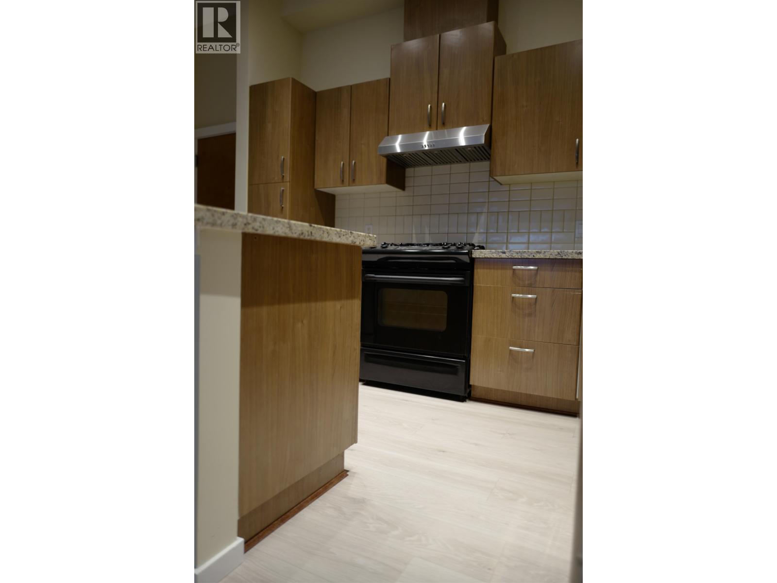 103 3082 Dayanee Springs Boulevard, Coquitlam, British Columbia  V3E 0A3 - Photo 10 - R3054648