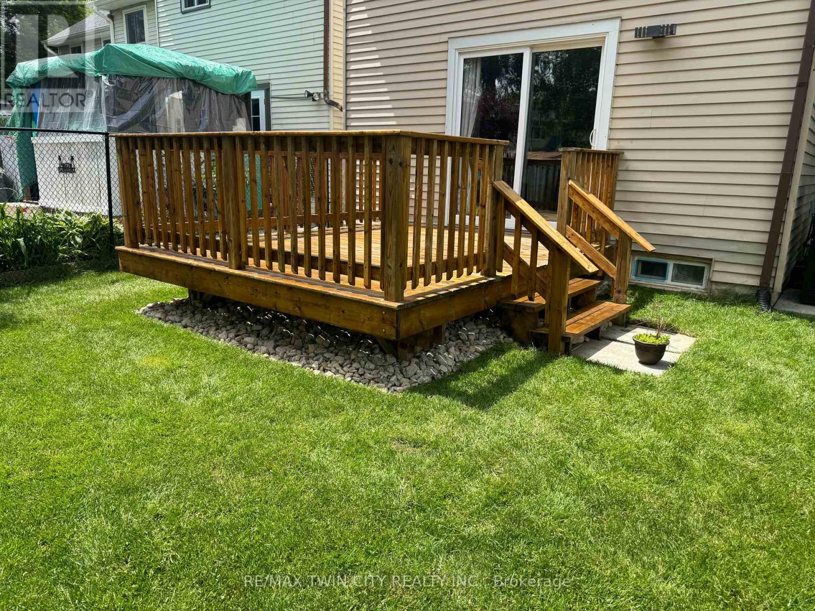 5 Enfield Crescent, Brantford, Ontario  N3P 1B3 - Photo 29 - X12649730