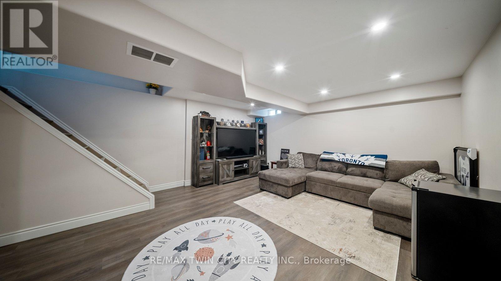 5 Enfield Crescent, Brantford, Ontario  N3P 1B3 - Photo 20 - X12649730