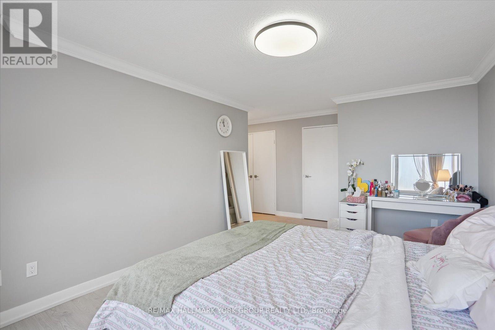 1006 - 1300 Mississauga Valley Boulevard, Mississauga, Ontario  L5A 3S8 - Photo 15 - W12682988