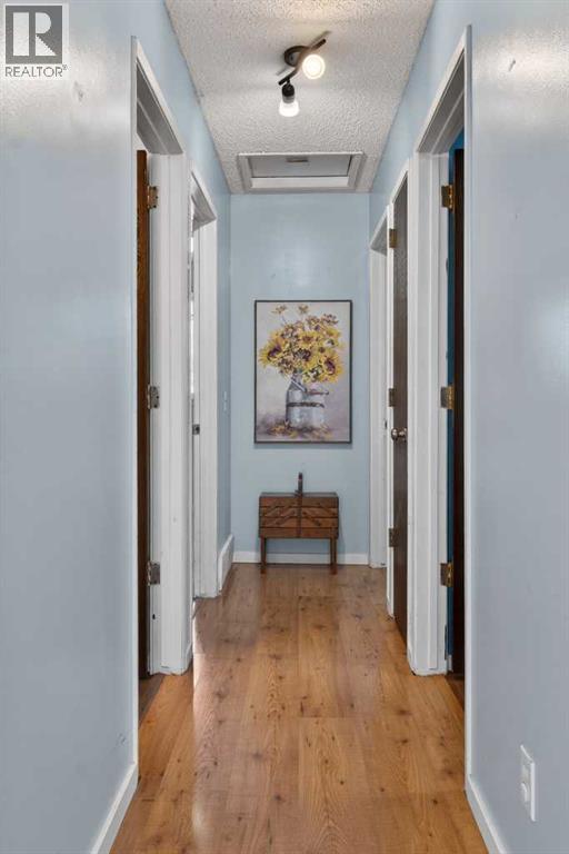 660 Whiteridge Road Ne, Calgary, Alberta  T1Y 2Y8 - Photo 11 - A2277881