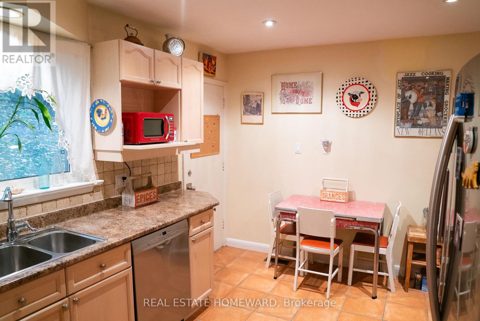 35 Valentine Drive, Toronto, Ontario  M3A 3J7 - Photo 7 - C12561082