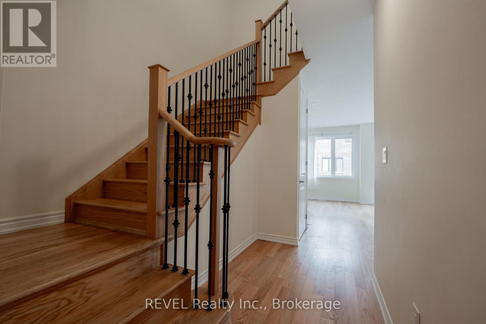 52 Ever Sweet Way, Thorold, Ontario  L2V 0R6 - Photo 4 - X12517822