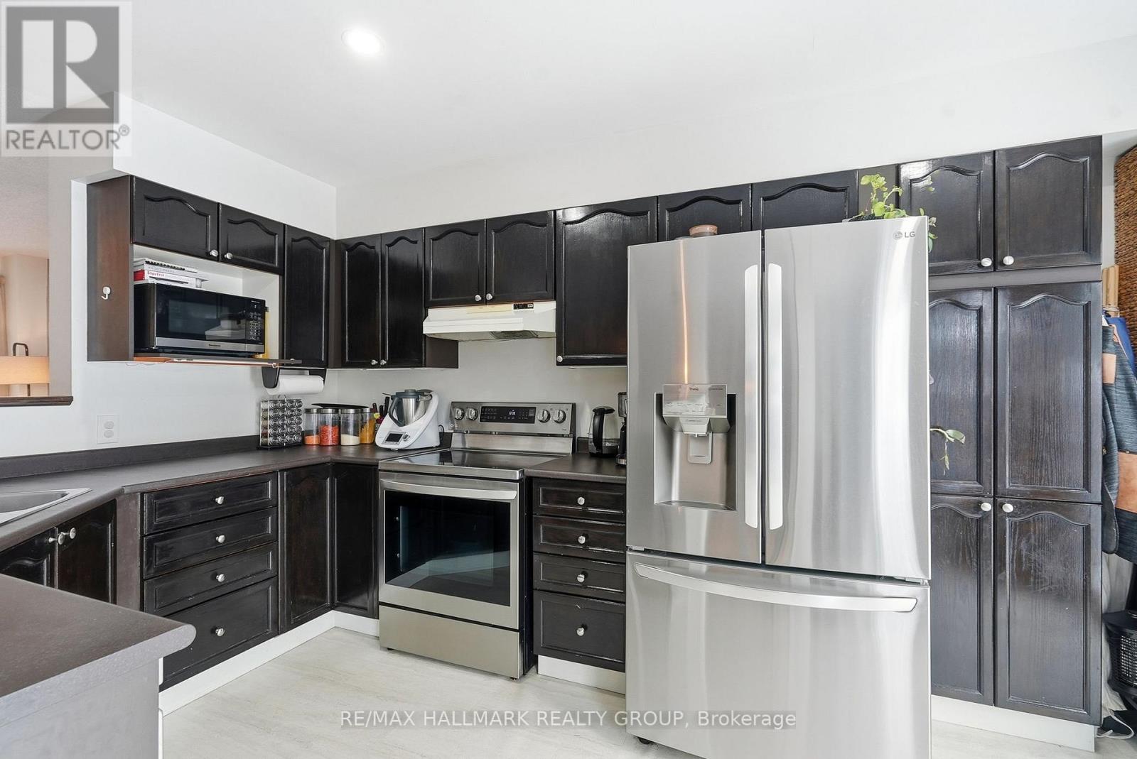 480 Wincanton Drive, Ottawa, Ontario  K4A 3Y1 - Photo 12 - X12683036