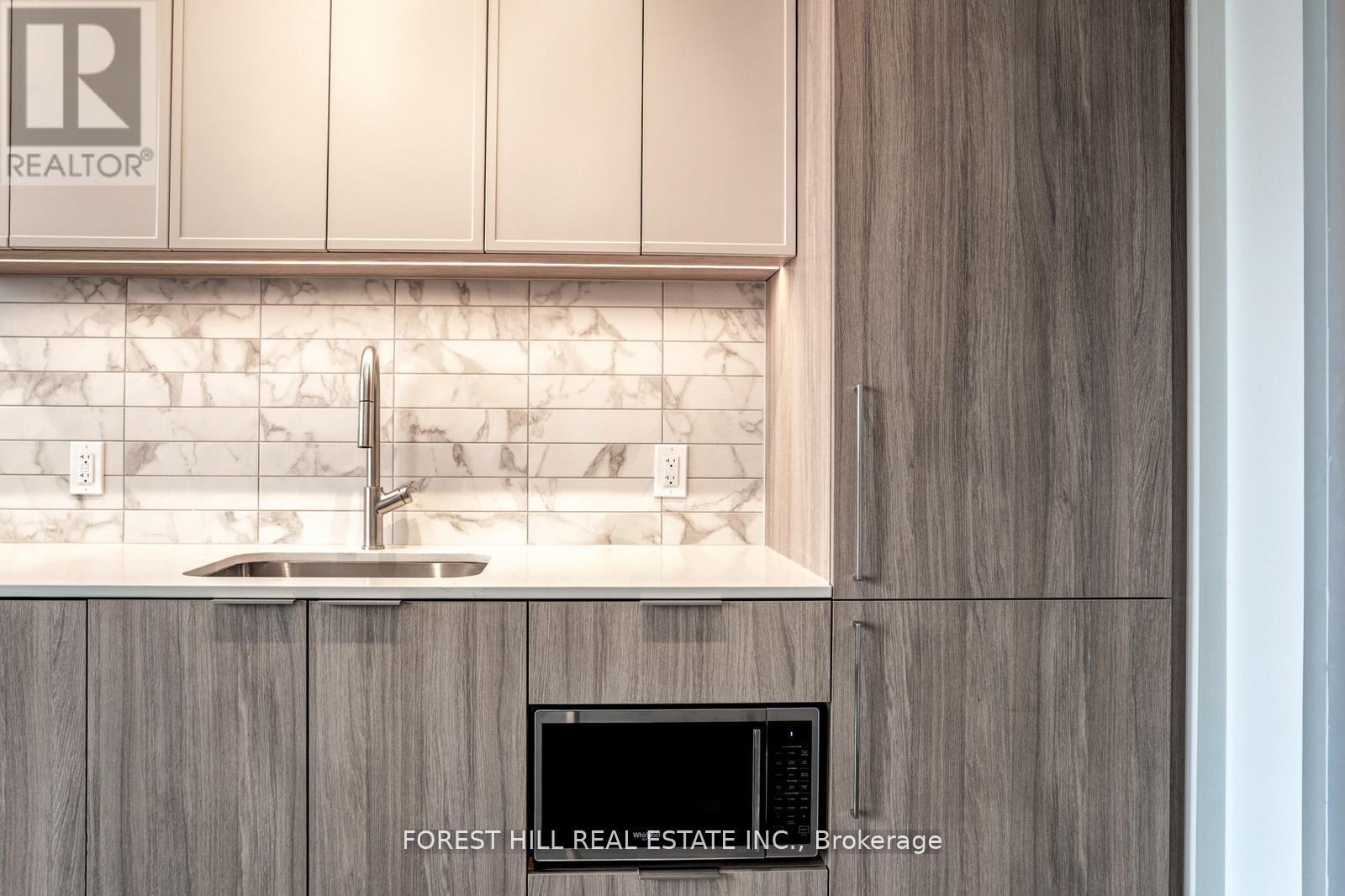 1615 - 2020 Bathurst Street, Toronto, Ontario  M5P 0A6 - Photo 10 - C12683032