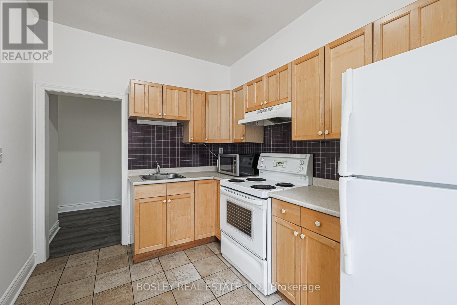 413 Crawford Street, Toronto, Ontario  M6J 2V9 - Photo 21 - C12683040