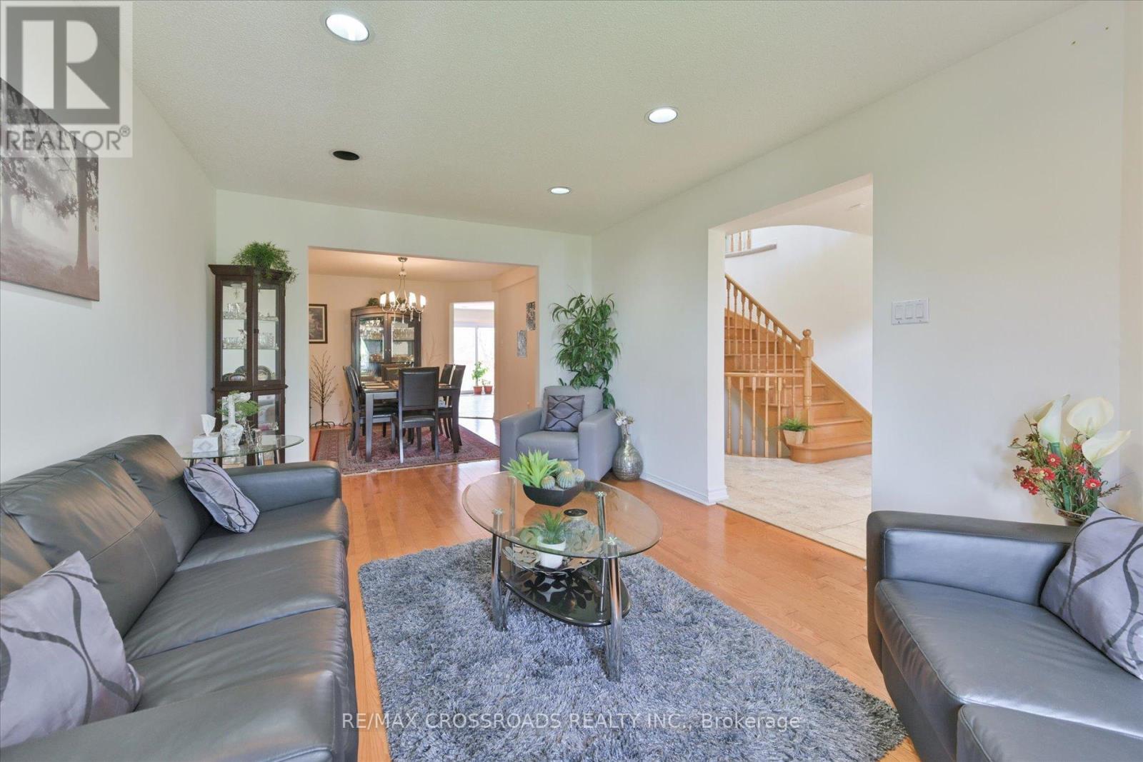 6 Glenheather Terrace, Toronto, Ontario  M1B 5H2 - Photo 7 - E12682994