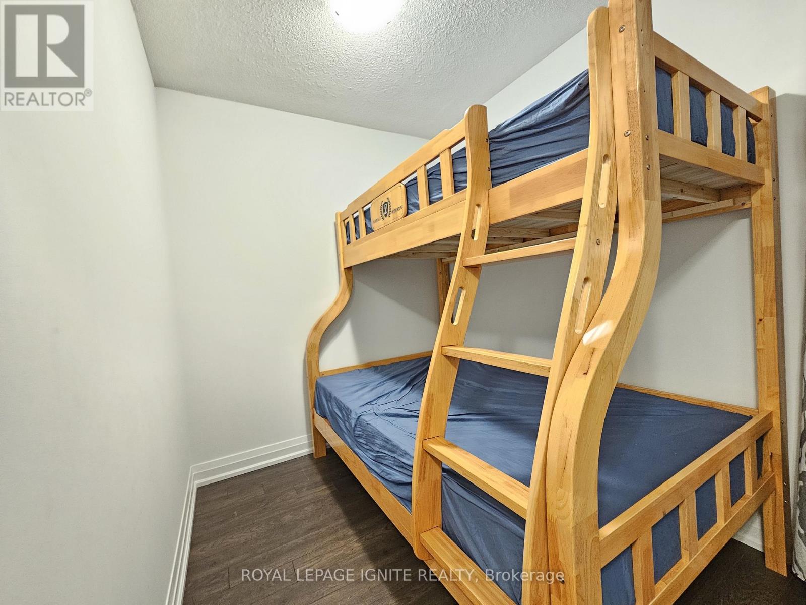 2003 - 20 Meadowglen Place, Toronto, Ontario  M1G 0A9 - Photo 8 - E12683028